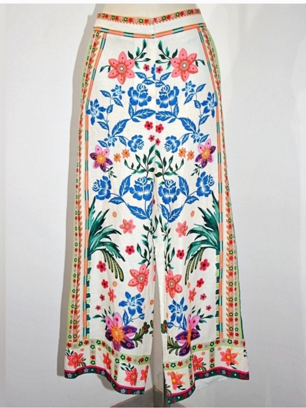 House of Harlow 1960 White Floral Wide-Leg Cropped Pants Size 2